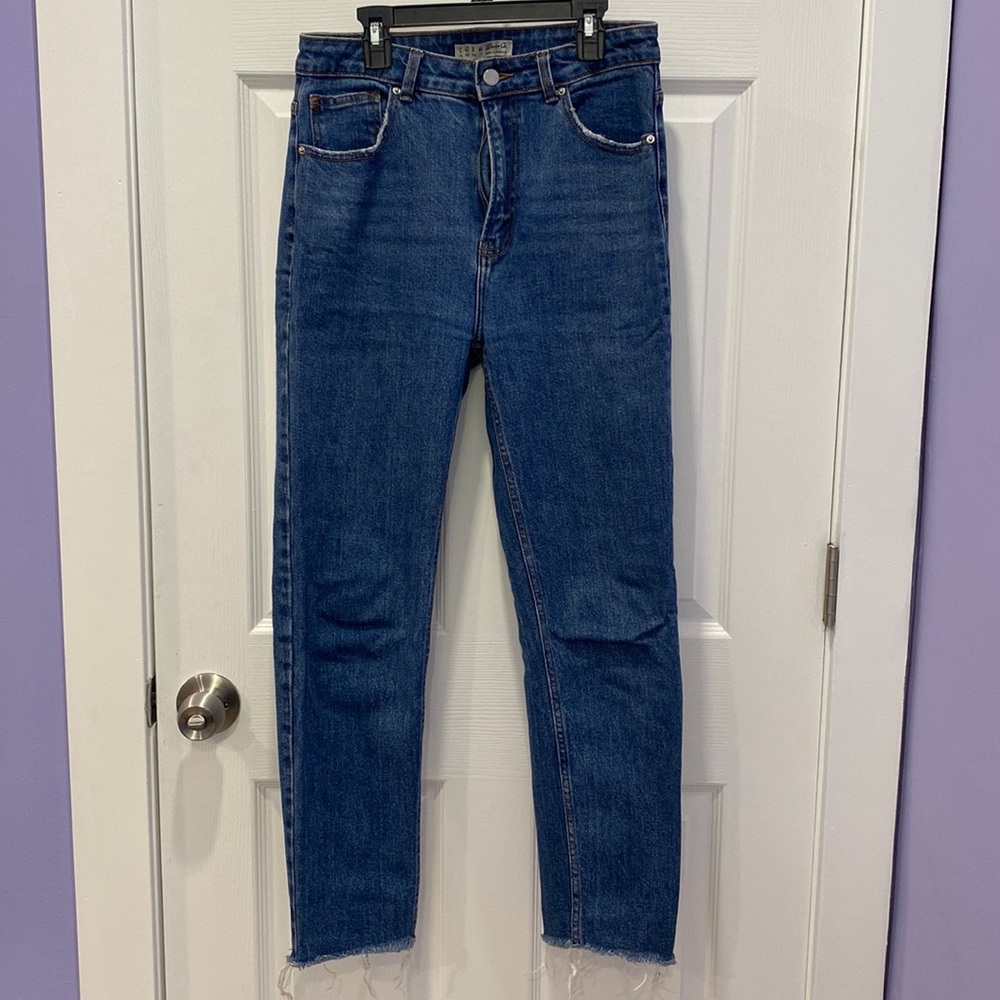 Straight Leg High Rise Jeans
